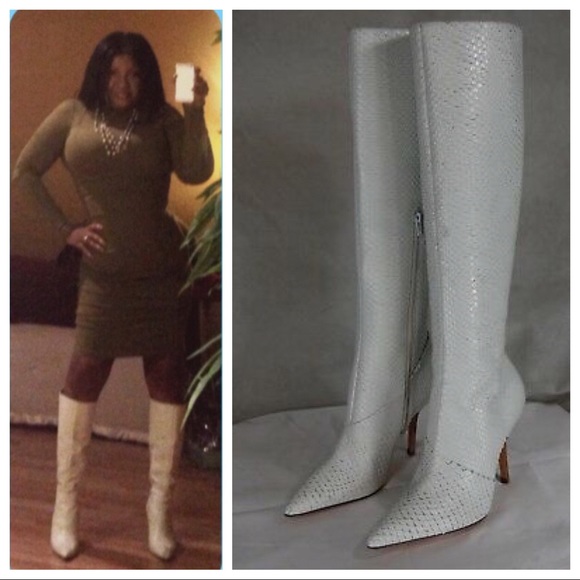 Report Signature Shoes - White Snake Print Boots